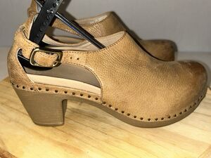 Dansko Sassy Tan Leather Heeled Clogs EU 39 US 8.5-9 - Excellent Condition